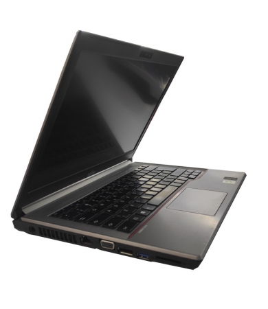 Notebook Fujitsu E744   i5/8gb/240ssd/w10